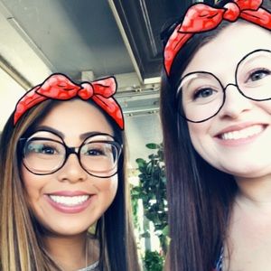 Meet your Posher, Danielle